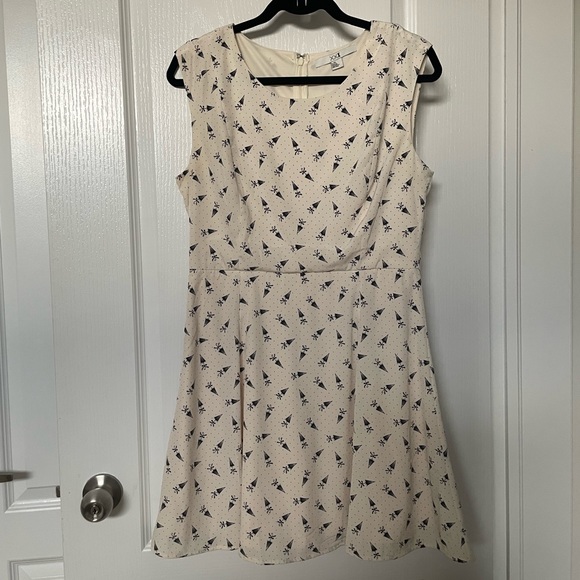 Pin up girl fit and flare umbrella print dress in size L - Picture 1 of 3